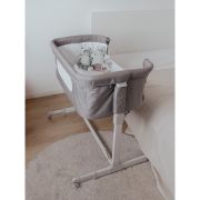 Feedo - Patut co-sleeper, Pliabil, Reglabil in 5 pozitii, Cu laterala detasabila, Include geanta de transport si salteluta, Cu roti, Greutate maxima suportata 9 kg, 0-5 luni, Gri BYN925112
