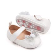 Pantofiori cu fluturas cu strasuri, albi, din lac MDBB3028-3-p8