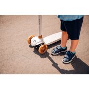 Lionelo - Trotineta pentru copii, Jessy, Pliabila, Pana la 50 Kg, Cu design ergonomic, Cu lumini LED, 56 x 26 x 67-82 cm, 3 ani+, Verde BYNLOE-JESSY_GREY_GREEN