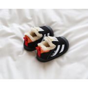 Pantofi negri imblaniti - Stripes LIHYW17-2-sa50