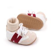 Tenisi albi cu crem cu ciorapel crem (marime disponibila: 3-6 luni (marimea 18 incaltaminte)) mdbxc3070-3-nw12.3-6 luni (marimea 18 incaltaminte)