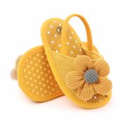 Pantofiori decupati galbeni cu margareta si bentite asortate LI1938C-21-p01
