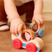 Set de doua masinute din lemn colectia go tots - okemd30737