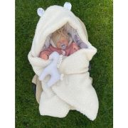 MimiNu - Paturica calduroasa de infasat pentru scoica, scaun auto/carucior, Cu gluga si urechi, Dimensiune 90x90 cm, Din imitatie de lana si bumbac, Certificat Oeko Tex Standard 100, Ecru Lulu Natural BYN6426972024402