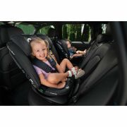 Lionelo - Scaun auto Bastiaan RWF i-Size, Pozitie de somn, Protectie laterala, Rotire 360 grade, 0-36 Kg, Cu Isofix si Centura Top Tether, Conform cu standardul european de securitate ECE R129, Negru BYNLO-BASTIAAN_RWF_ISIZE_BLACK_CARBON