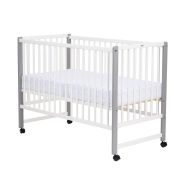 Patut din lemn,120x60 cm, Din lemn de pin si mdf, Stabil si rezistent, Inaltime saltea reglabila pe 3 nivele, Laterala cu 3 bete detasabile, EN716-1, EN716-2, Alb, Qmini, Maya + Saltea 10 cm BYNQMMAY10CM01AL