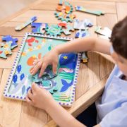 Puzzle educativ din lemn, cu rotite dintate, oceanul, 8 piese, pentru copii 3 ani+, melissa&doug 31003 - okemd31003
