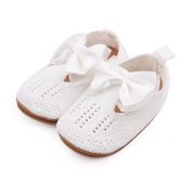 Pantofiori albi crosetati LIF235-3-c1