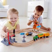 Jucarie din lemn - Set tren de marfa cu macara (34 piese)