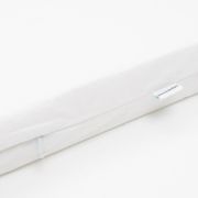 Saltea pentru patut, New Baby, Standard, 120x60x7 cm, Cu Aloe Vera, Compozitie Spuma-Cocos, Hipoalergenica si antibacteriana, Cu husa detasabila, Alb BYN53011