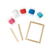 Razboi de tesut de jucarie cu accesorii si fire colorate