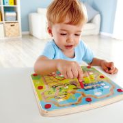 Jucarie din lemn - Labirint magnetic santier si numere