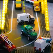 Jucarie Stax Monster truck + Set constructie cu lumini si sunete