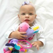 Jucarie pentru carucior, scoica auto si patut, Playgro, Cu jucarie de dentitie, Cu sunete, Activity Friend Stella Unicorn, 39 cm BYN186981