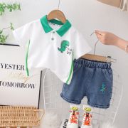 Costumas pentru baietei cu tricou alb tip polo - Dino MBXBR06-R1