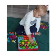 Joc Educational Button Idea  cu 12 mozaicuri si 45 butoane colorate in 6 culori Kruzzel MY18258 BBJMY18258_Initiala