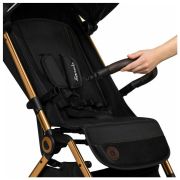 Carucior sport, Lionelo, Cloe, Cu accesorii, Cadru din aluminiu, Pana la 22 kg, Usor, Pliere compacta pentru avion, cu o singura mana, Ideal pentru toate tipurile de suprafete, 6 luni+, Black Onyx BYNLO-CLOE_BLACK_ONYX