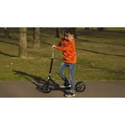 Trotineta, Lionelo, Luca, Pentru copii sau adulti, Ultrapliabila, Pana la 100 Kg, Conform cu standardul european de securitate EN14619, Roz BYNLO-LUCA_BLACK_CARBON_PINK