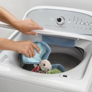FISHER PRICE PLANET FRIENDS JUCARIE ELEFANTEL VIVMTHKD63