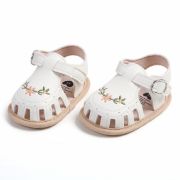 Sandalute albe cu floricele brodate (marime disponibila: 3-6 luni (marimea 18 incaltaminte)) amm2058-1-p24.3-6 luni (marimea 18 incaltaminte)