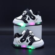 Adidasi negru cu alb cu luminite - Panda MB8001-1-c