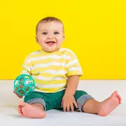 Bright starts - jucarie zornaitoare oball easy-grasp rattle&trade;  bbb11486