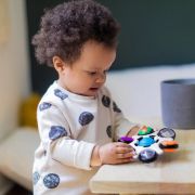 Baby einstein  - jucarie senzoriala curiosity clutch twist & pop rattle teether bbb12491