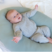 Doomoo - perna mare 3 in 1 comfy big tetra green din bumbac organic: perna gravide, suport pentru hranire, suport pentru bebe bbb35001024