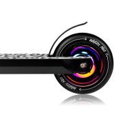 Trotineta, Lionelo, Whizz, Pentru Acrobatii, Rulmenti ABEC-9, Sistemul de compresie IHC 9, 20 - 100 kg, Conform cu standardul european de securitate EN14619, Multicolor BYNLO-WHIZZ_NEO_BLACK_CARBON_MULTICOLOR