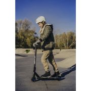 Trotineta, Lionelo, Whizz, Pentru Acrobatii, Rulmenti ABEC-9, Sistemul de compresie IHC 9, 20 - 100 kg, Conform cu standardul european de securitate EN14619, Multicolor BYNLO-WHIZZ_NEO_BLACK_CARBON_MULTICOLOR