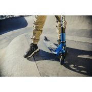 Trotineta, Lionelo, Whizz, Pentru Acrobatii, Rulmenti ABEC-9, Sistemul de compresie IHC 9, 20 - 100 kg, Conform cu standardul european de securitate EN14619, Multicolor BYNLO-WHIZZ_NEO_BLACK_CARBON_MULTICOLOR