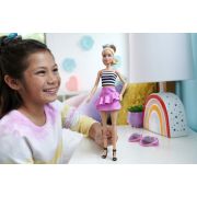 BARBIE PAPUSA BARBIE FASHIONISTA BLONDA CU PARUL PRIN IN COADA SI FUSTA ROZ VIVMTHRH11