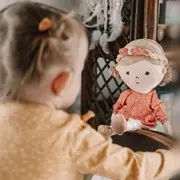 Papusa, Petite&Mars, Sophie 14 x 34 cm, 0 luni+, Ambalaj cu mini puzzle din carton, 35 cm, Roz BYN620520