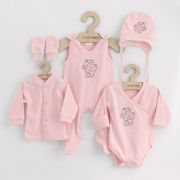 Set 5 piese, New Baby, Include Salopeta fara maneci, jacheta, body cu maneca lunga, caciulita, manusi, Marime 50, Din bumbac 100%, Classic Pink BYN49988