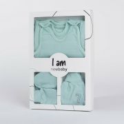 Set 7 piese, New Baby, Include body cu maneca lunga, bluza, pantalonasi cu botosei, salopeta fara maneci, caciulita, manusi, botosei, Marime 56, Din bumbac 100%, I am Blue BYN49100