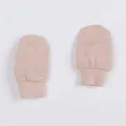 Set 7 piese, New Baby, Include body cu maneca lunga, bluza, pantalonasi cu botosei, salopeta fara maneci, caciulita, manusi, botosei, Marime 56, Din bumbac 100%, I am Pink BYN49099