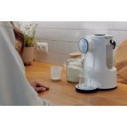 Espressor pentru lapte praf, Lionelo, Baby Presto, Functie declorizare si dozare a apei, Cu afisaj digital LED, Cu rezervor de 2 L, Alb BYNLOC-BABYPRESTO