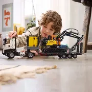 LEGO TECHNIC CAMIONUL FMX ȘI EXCAVATORUL ELECTRIC EC230 DE LA VOLVO 42175 VIVLEGO42175