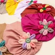 Caciulita tip turban cu floricica multicolora md23107-ct7