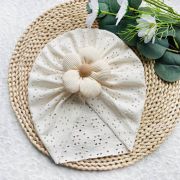 Caciulita tip turban cu model ajurat si floare aplicata mdj0034-cd