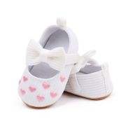 Pantofiori albi cu inimioare roz mbbls3076-4-p01
