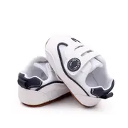 Adidasi albi cu bleumarine pentru baietei - baby mbbxc4141-2-p3