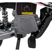 Motocicleta electrica pantone 361c, roti eva + 2 roti ajutatoare, scaun tapitat, 108x59x72 cm, putere 60w - roz edeedipa.jt5006.roz