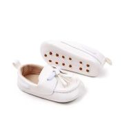 Pantofiori albi tip mocasini cu ciucurasi chbbw3238-3-va1