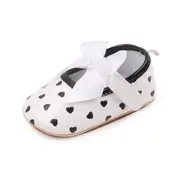 Pantofiori eleganti albi cu inimioare negre csbh3103-4-va7