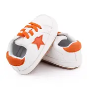 Adidasi albi cu steluta portocalie chd2641-1-va8