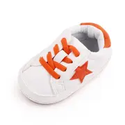 Adidasi albi cu steluta portocalie chd2641-1-va8