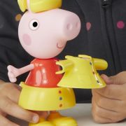 PEPPA PIG SET FIGURINA SI ACCESORII VESTIMENTARE PEPPA PIG 15CM VIVF8859_G0331