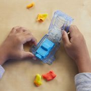 PLAY DOH MARVEL SET HULK LOVESTE SI ZDROBESTE VIVF9826