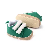 Pantofi pentru bebelusi, verzi, cu barete din blanita csbl2250-3-va14